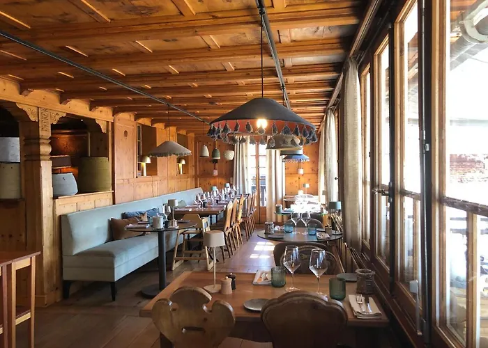 Hotel Le Grand Chalet Favre